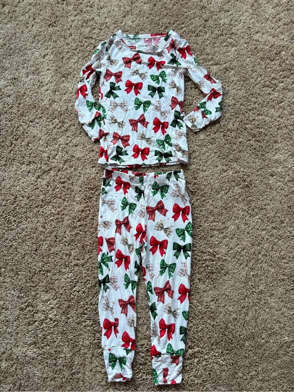 3T-4T White Holiday Bow Print Pajama Set: Posh Peanut Long Sleeve